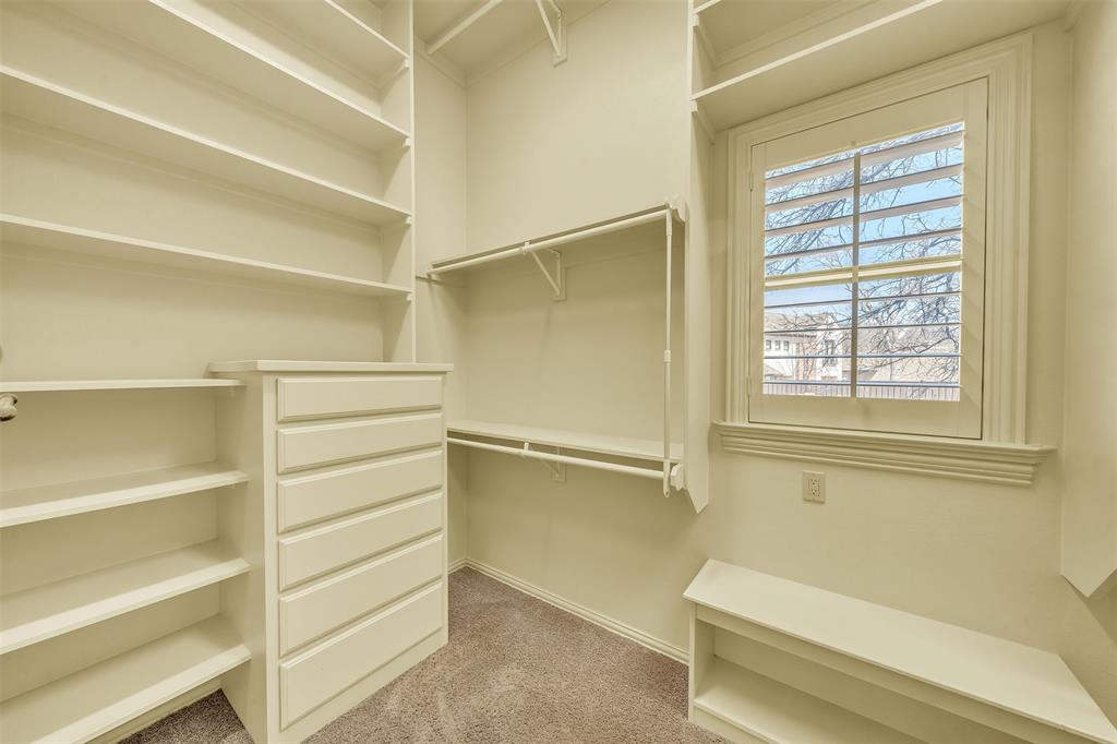2909 Canyon Creek Drive Sherman, TX 75092 - Photo 20 of 40 a view of walk in closet with empty racks
