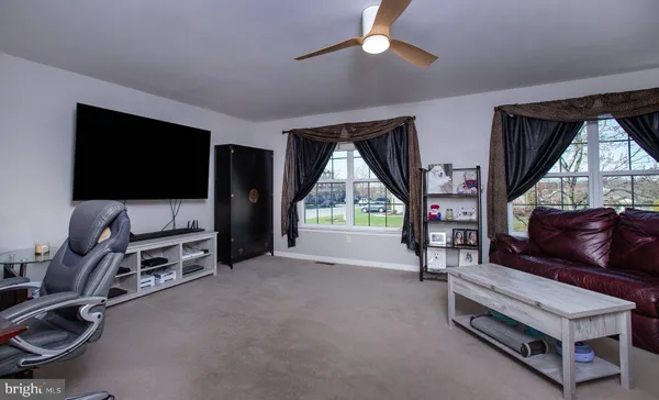 $375,000 | 232 Osprey Lane, Hummelstown, PA 17036