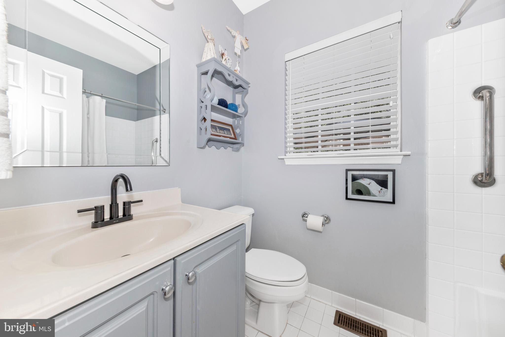 6332 Spring Forest Road Frederick, MD 21701 - Photo 17 of 56 Main Level Bath