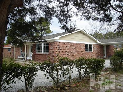 414 Governors Road Wilmington, NC 28411 - Photo 1 of 14 Primary Photo
