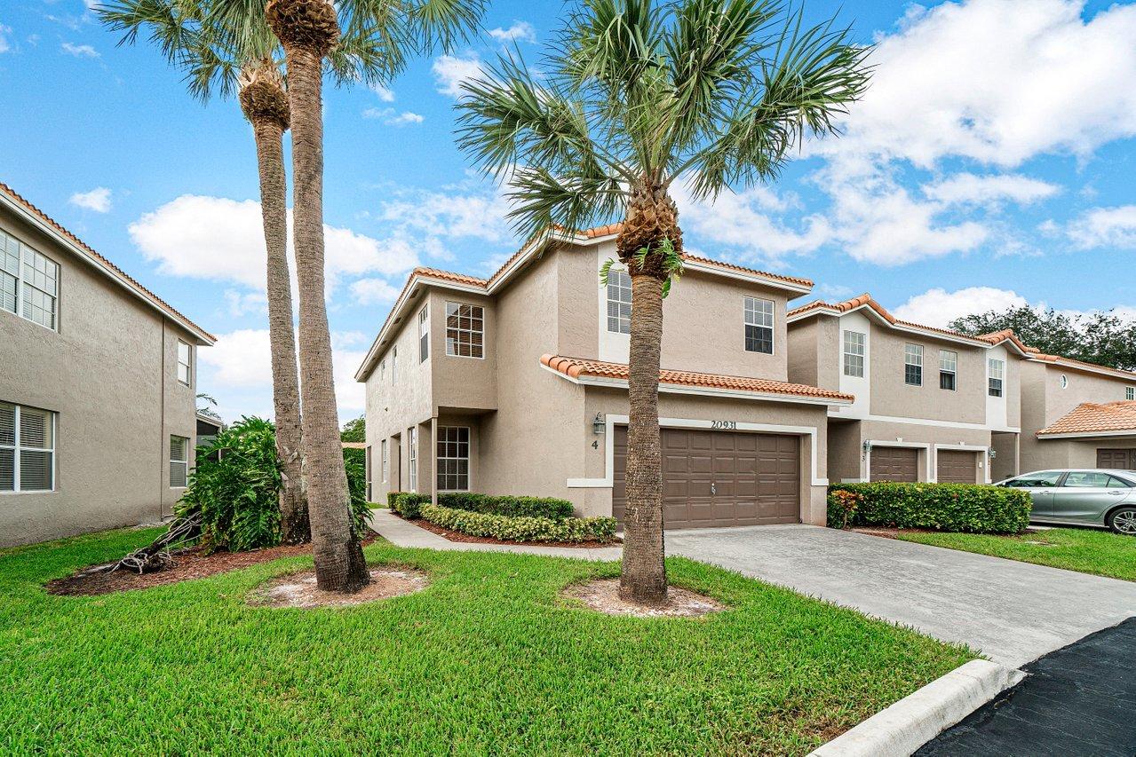 20931 Vía Azalea, Unit 4 Boca Raton, FL 33428 - Photo 3 of 45 Front