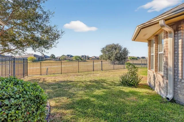 $339,900 | 6209 Garden Court, Corpus Christi, TX 78414