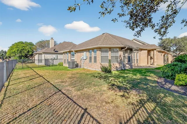 $339,900 | 6209 Garden Court, Corpus Christi, TX 78414