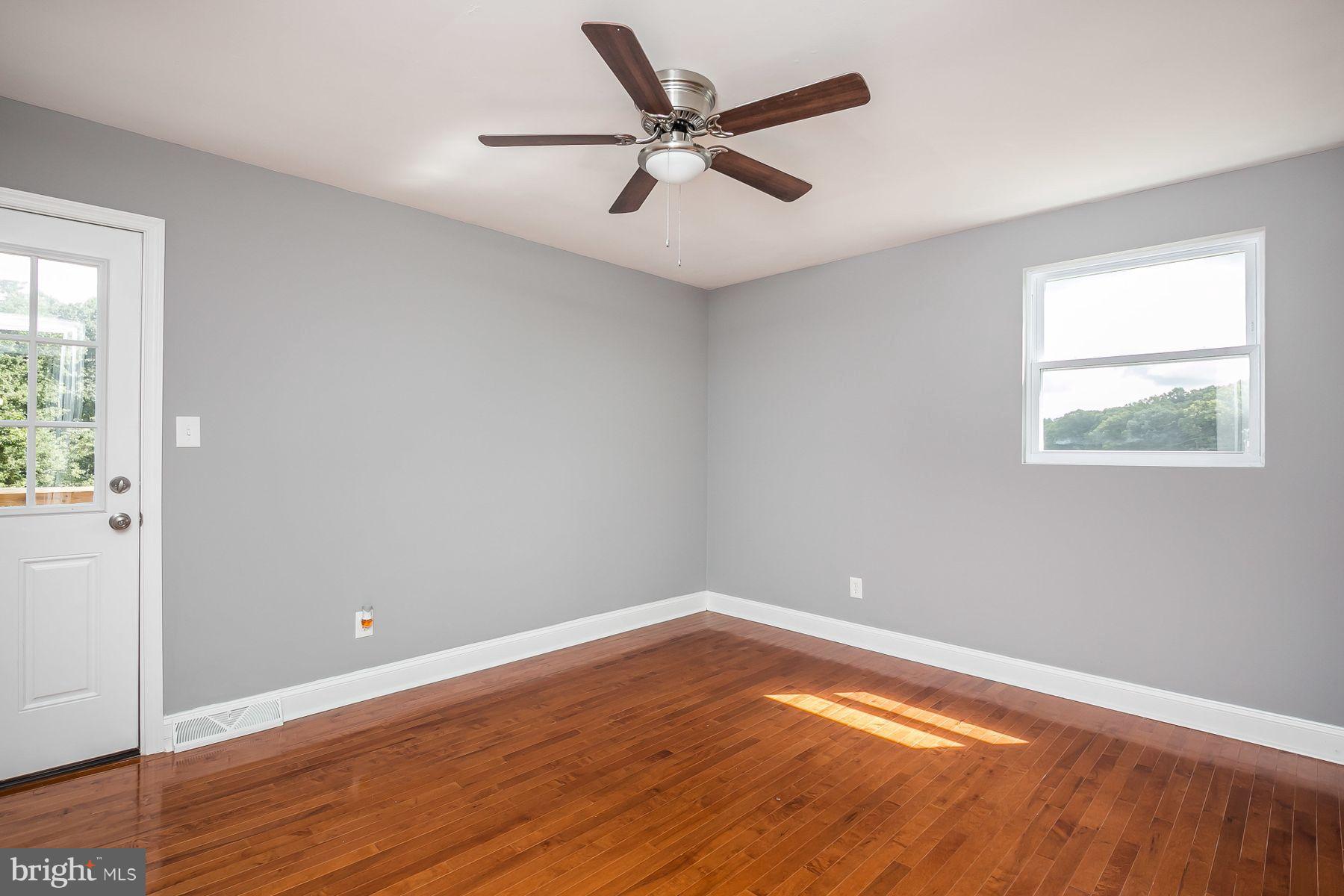 3622 B And O Road Abingdon, MD 21009 - Photo 11 of 26 Bedroom (Master)