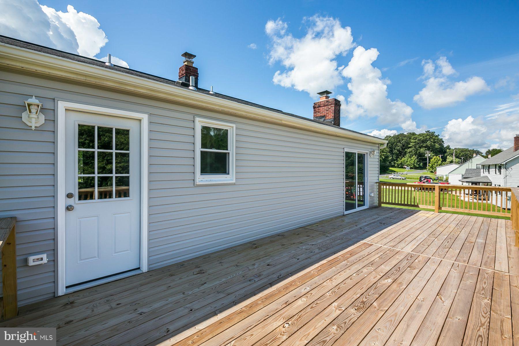 3622 B And O Road Abingdon, MD 21009 - Photo 23 of 26 New Deck with access to Master Besroom