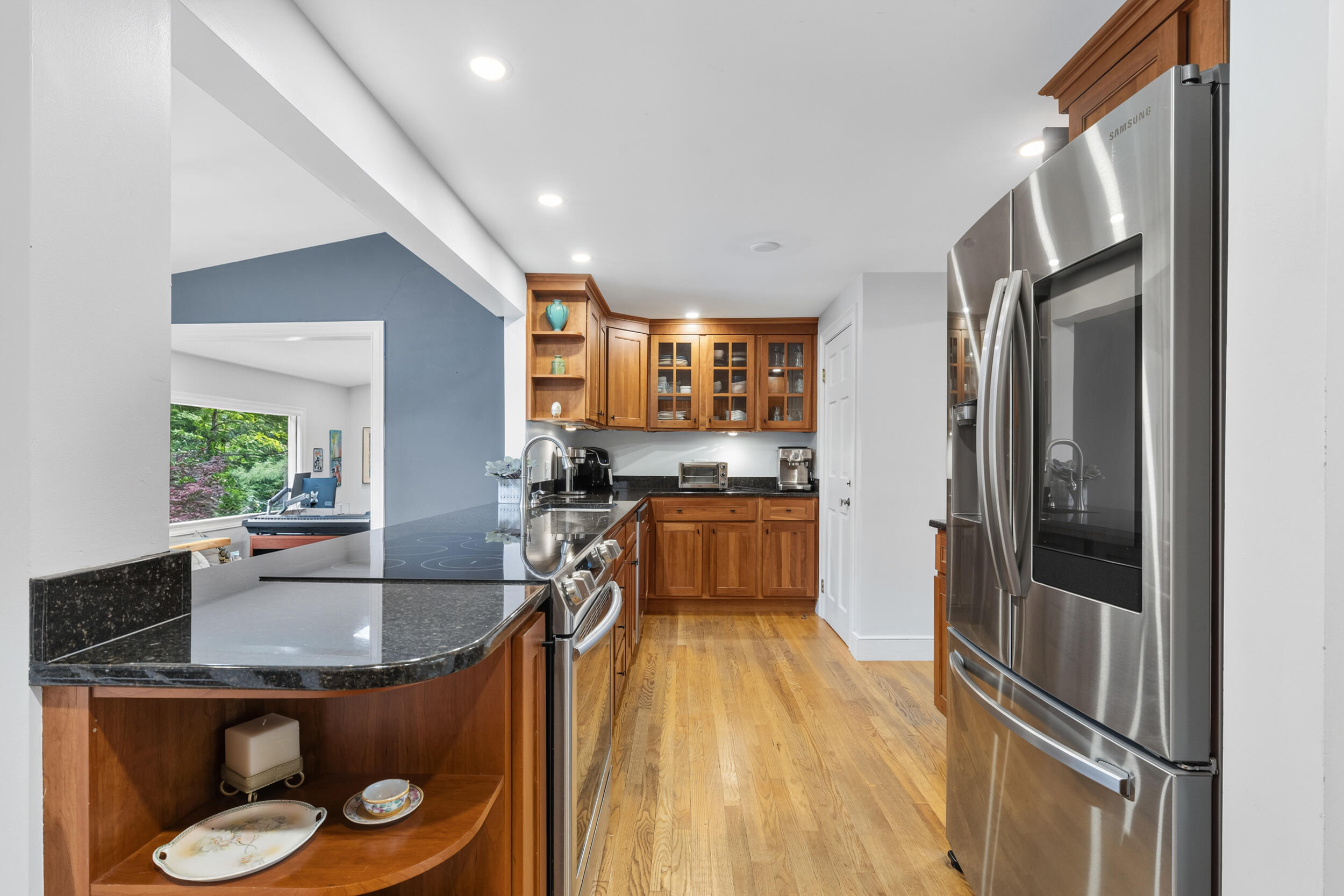 23 Ivie Road Cape Elizabeth, ME 04107 - Photo 8 of 62 23 ivie rd, cape elizabeth, me 04107, us