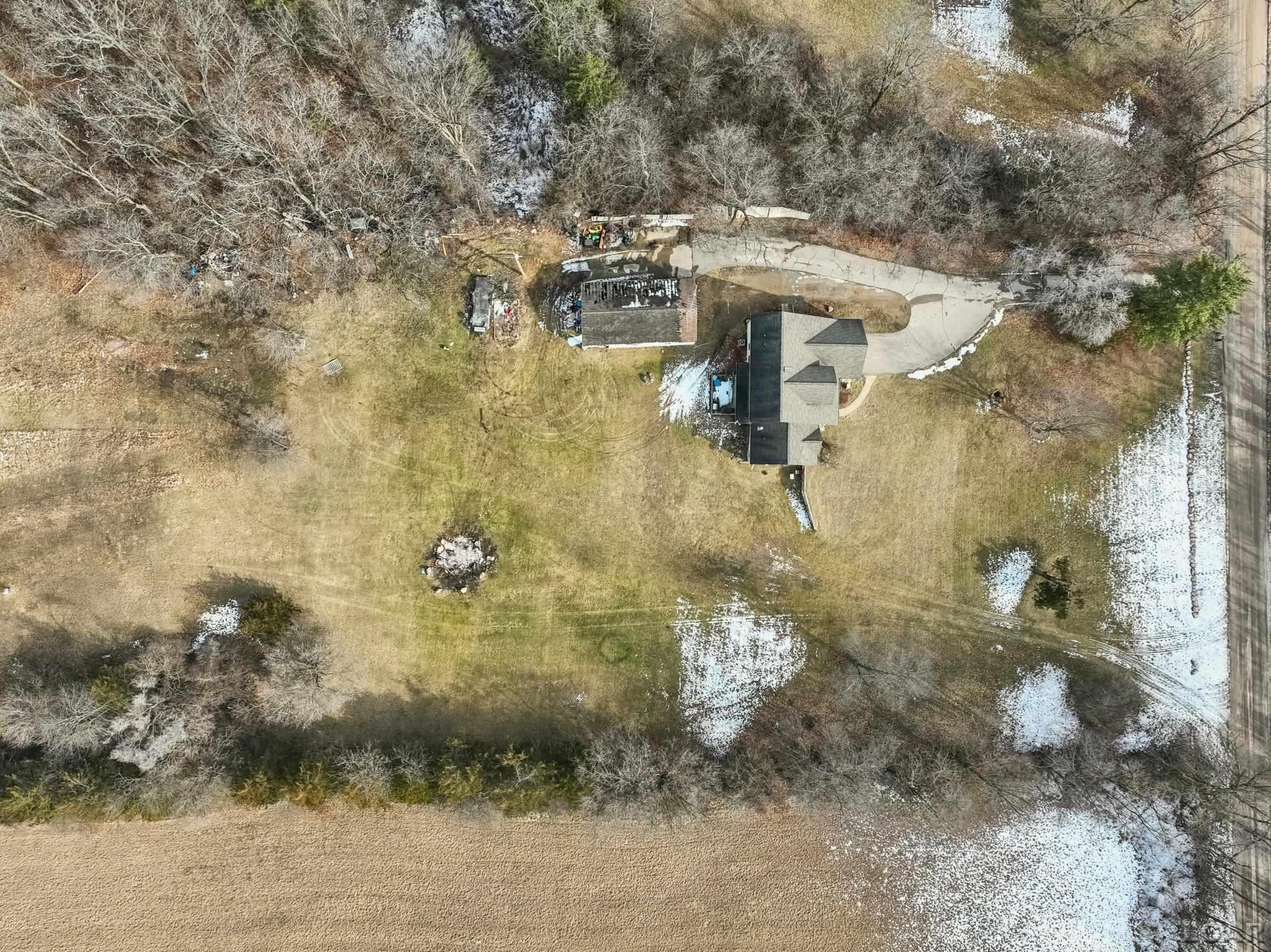 21200 Willow Road Manchester, MI 48158 - Photo 54 of 62 50165668-c2c3ce8f-a63e-4cc8-b715-07adf401a538.JPG