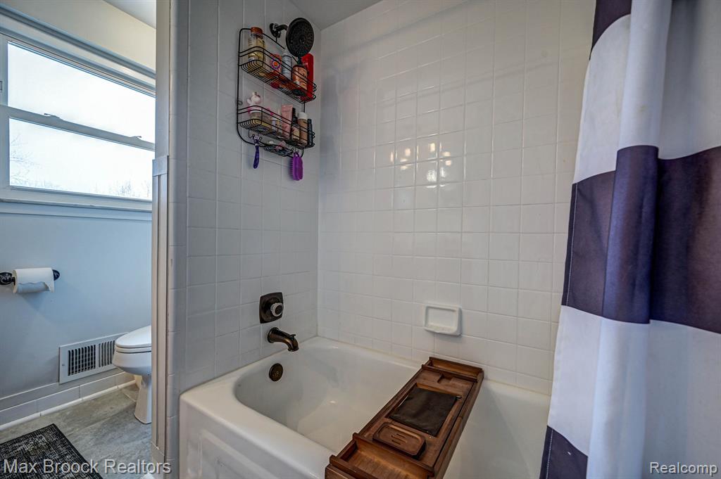 1424 Deerhurst Lane Rochester Hills, MI 48307 - Photo 45 of 74