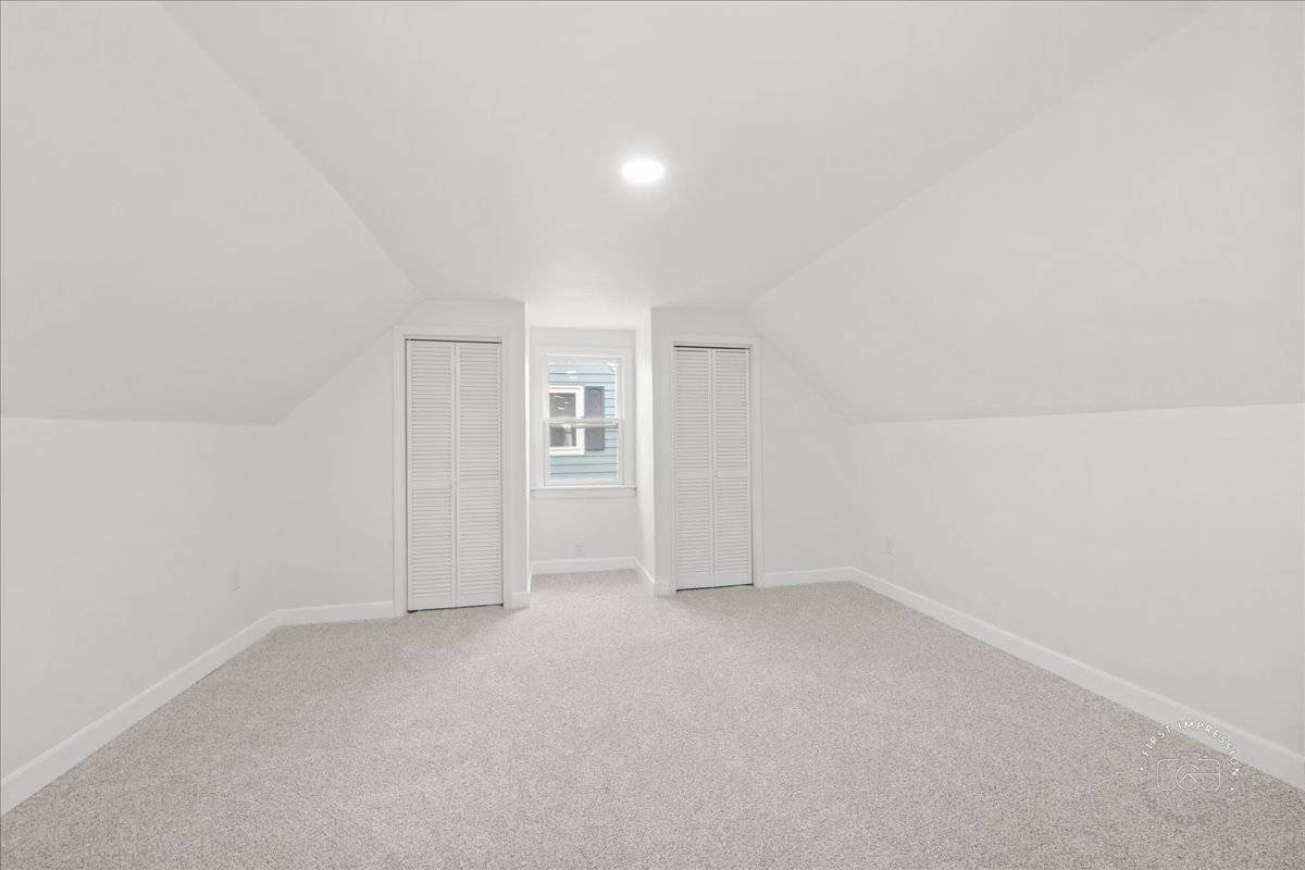 506 North Garfield Street Lombard, IL 60148 - Photo 18 of 40 a view of empty room