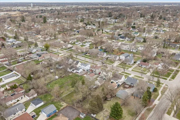 $400,000 | 506 North Garfield Street, Lombard, IL 60148