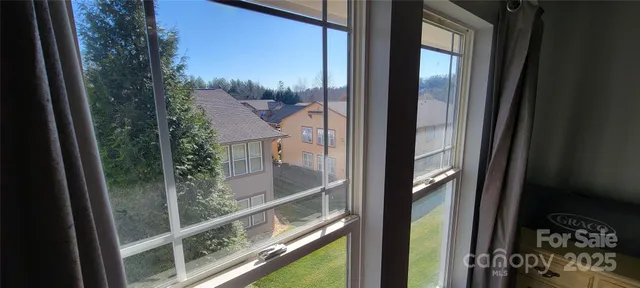 $279,000 | 2306 Deermouse Way, Hendersonville, NC 28792