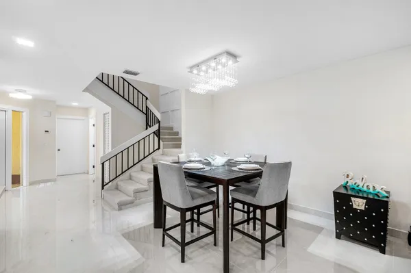 $650,000 | 5294 10th Fairway Drive, Delray Beach, FL 33484