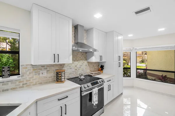 $650,000 | 5294 10th Fairway Drive, Delray Beach, FL 33484