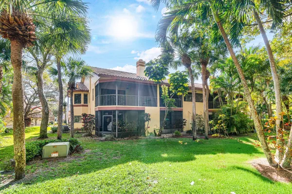 $650,000 | 5294 10th Fairway Drive, Delray Beach, FL 33484