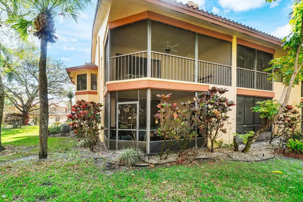 $650,000 | 5294 10th Fairway Drive, Delray Beach, FL 33484