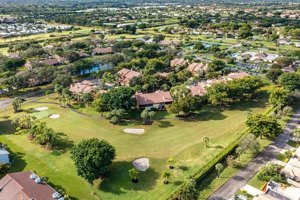 $650,000 | 5294 10th Fairway Drive, Delray Beach, FL 33484