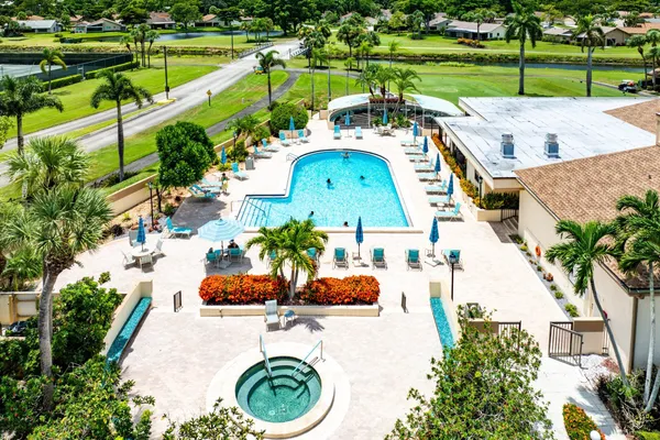 $650,000 | 5294 10th Fairway Drive, Delray Beach, FL 33484