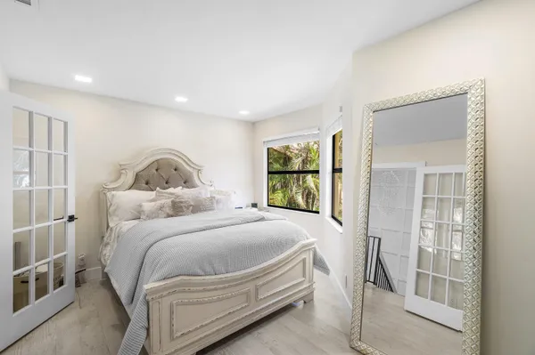 $650,000 | 5294 10th Fairway Drive, Delray Beach, FL 33484