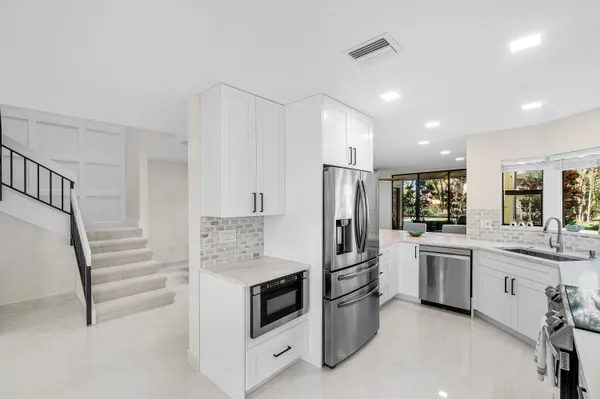 $650,000 | 5294 10th Fairway Drive, Delray Beach, FL 33484
