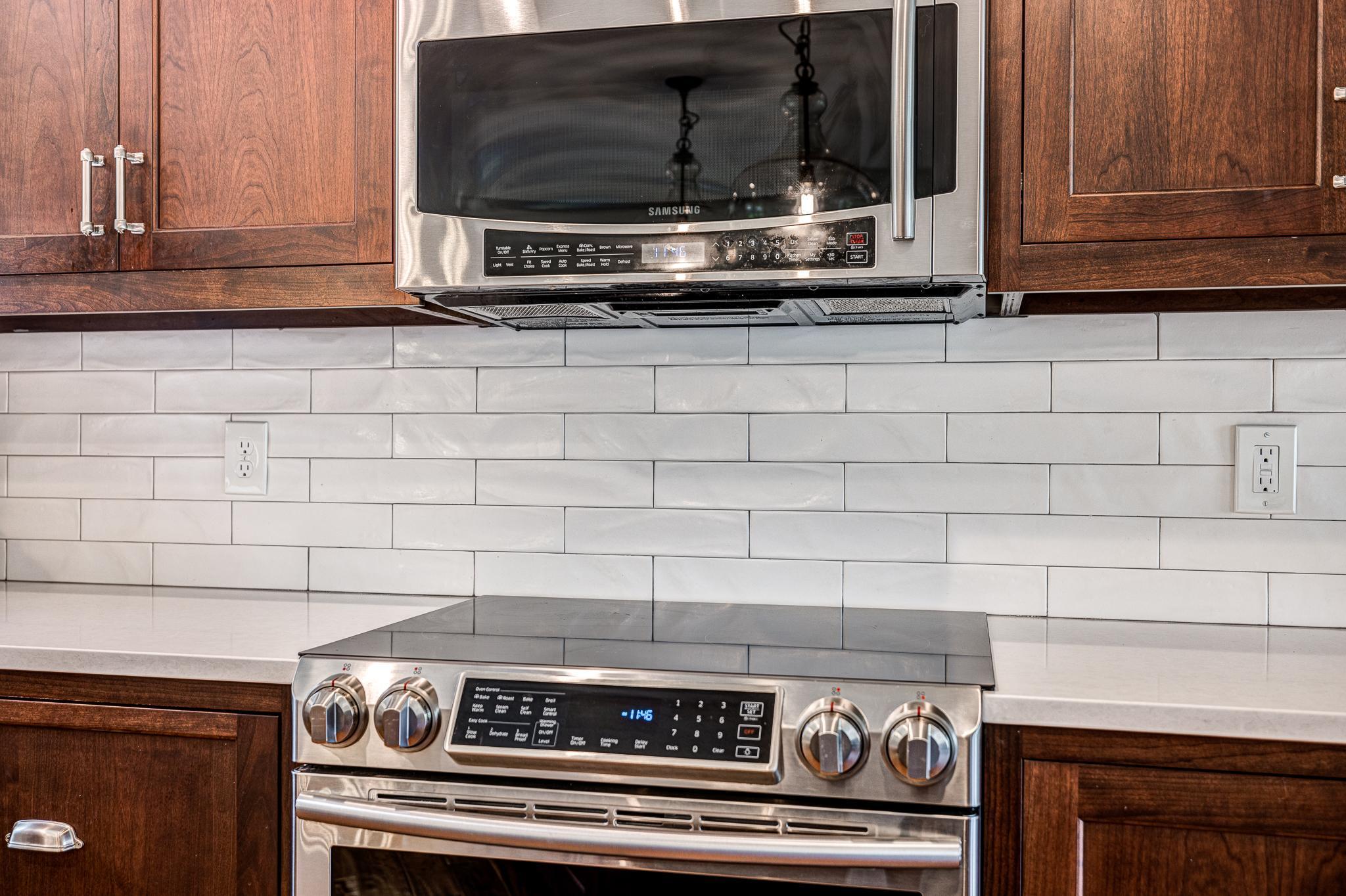 141 Hunters Glen Road Wayzata, MN 55391 - Photo 14 of 31