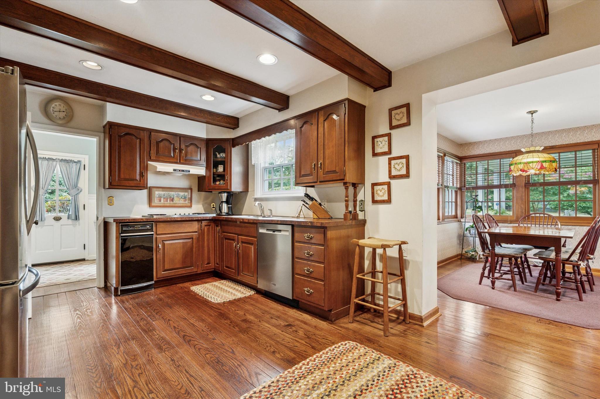 1790 Cathedral Road Huntingdon Valley, PA 19006 - Photo 20 of 45 Kitchen