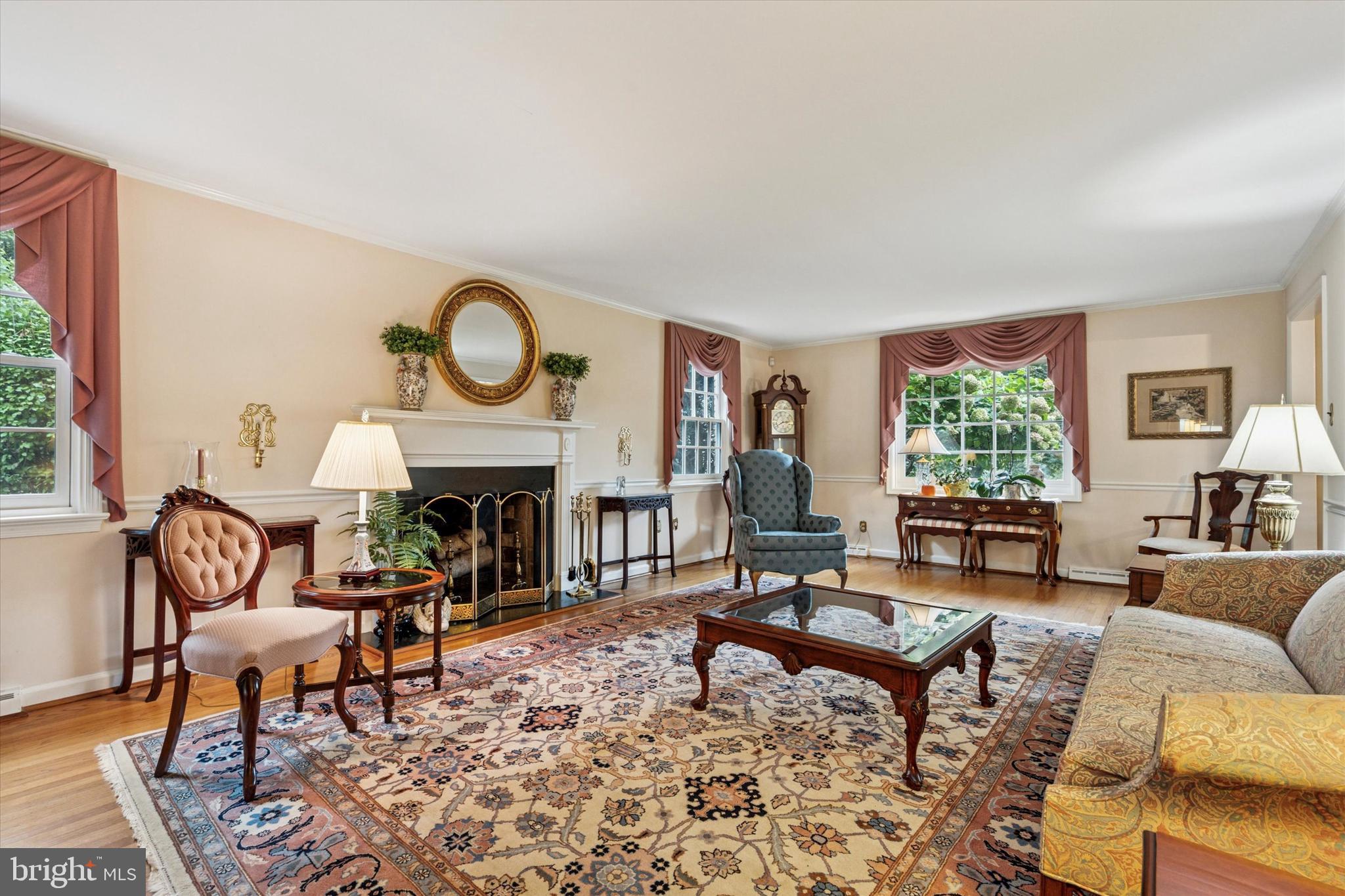 1790 Cathedral Road Huntingdon Valley, PA 19006 - Photo 7 of 45 Living Room