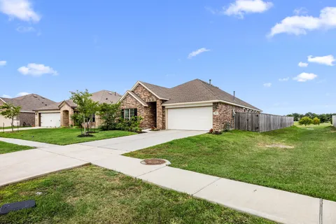 $297,000 | 9802 Highland Harvest Drive, Baytown, TX 77521