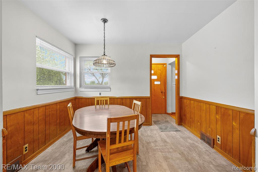 6514 Maple Street Dearborn, MI 48126 - Photo 12 of 28 Gallery Image 12