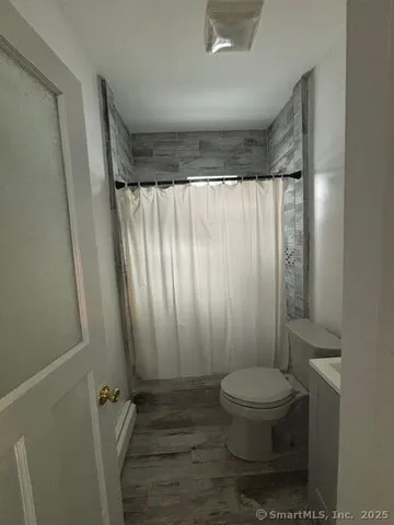 $1,600 | 118 East Farm Street, Unit 1, Waterbury, CT 06704