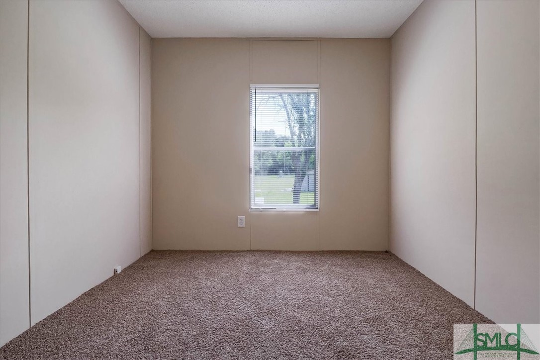 989 Moody Road Hinesville, GA 31313 - Photo 6 of 39 Gallery Image 6
