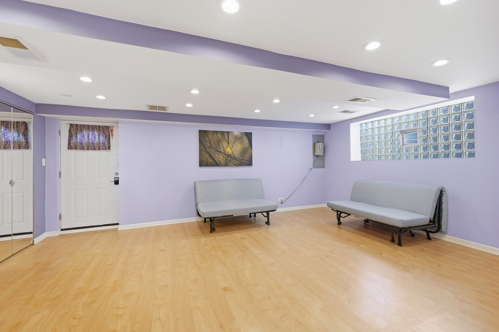 9020 South Constance Avenue Chicago, IL 60617 - Photo 13 of 26 a room with furniture