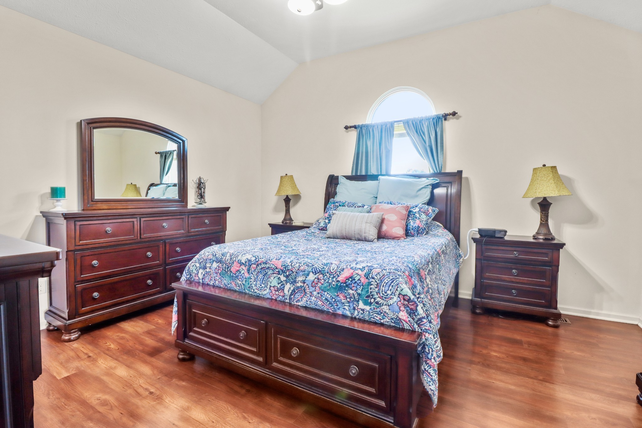 4591 Washington Road Greenbrier, TN 37073 - Photo 7 of 14 a bedroom with a bed and a dresser