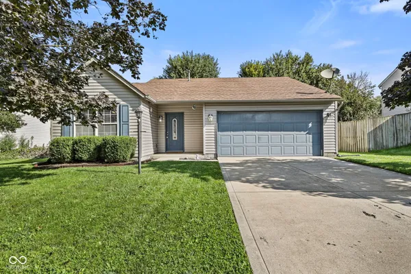 $267,000 | 140 Meadow Glen Drive, Avon, IN 46123