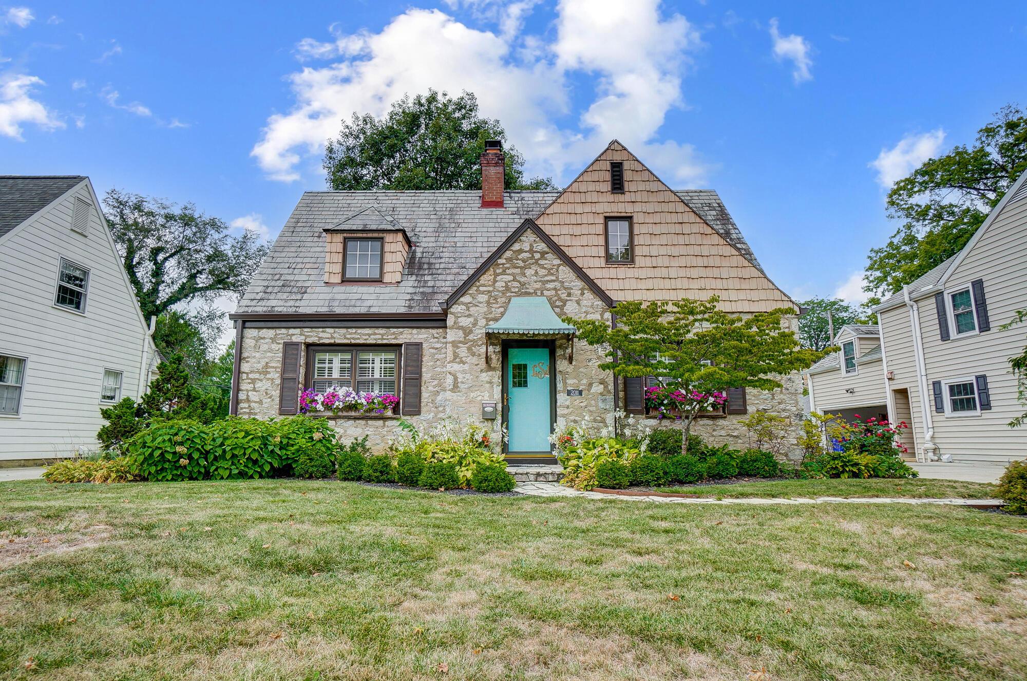 2011 Wyandotte Road Columbus, OH 43212 - Photo 1 of 1 006