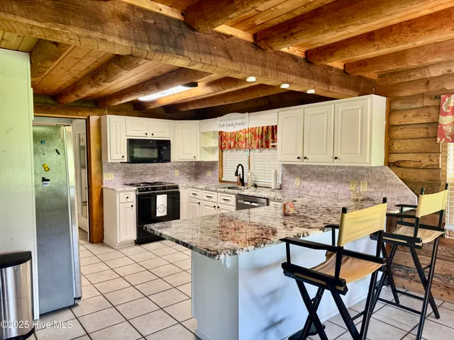 $499,000 | 4040 Highway 903, Albertson, NC 28508