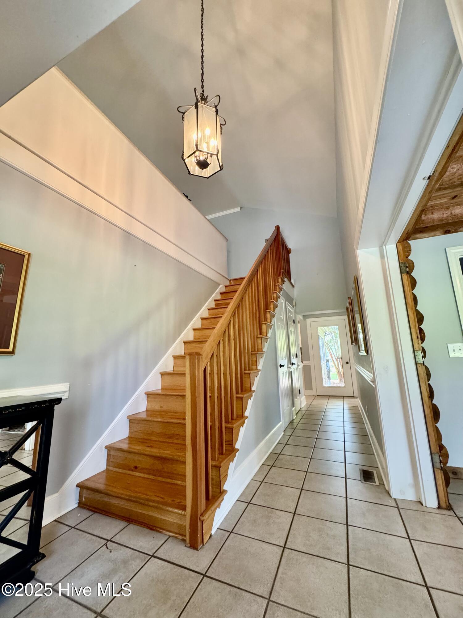 4040 Highway 903 Albertson, NC 28508 - Photo 22 of 41 Landing/Hallway