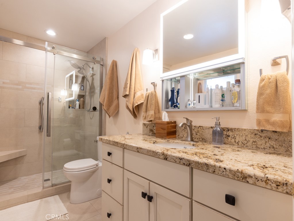 13700 Santa Lucia Road Atascadero, CA 93422 - Photo 17 of 47 Luxury Medicine Cabinet