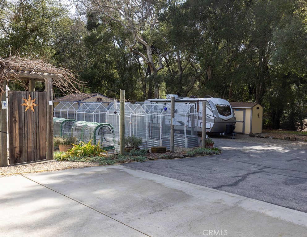 13700 Santa Lucia Road Atascadero, CA 93422 - Photo 30 of 47 Planters & RV Parking