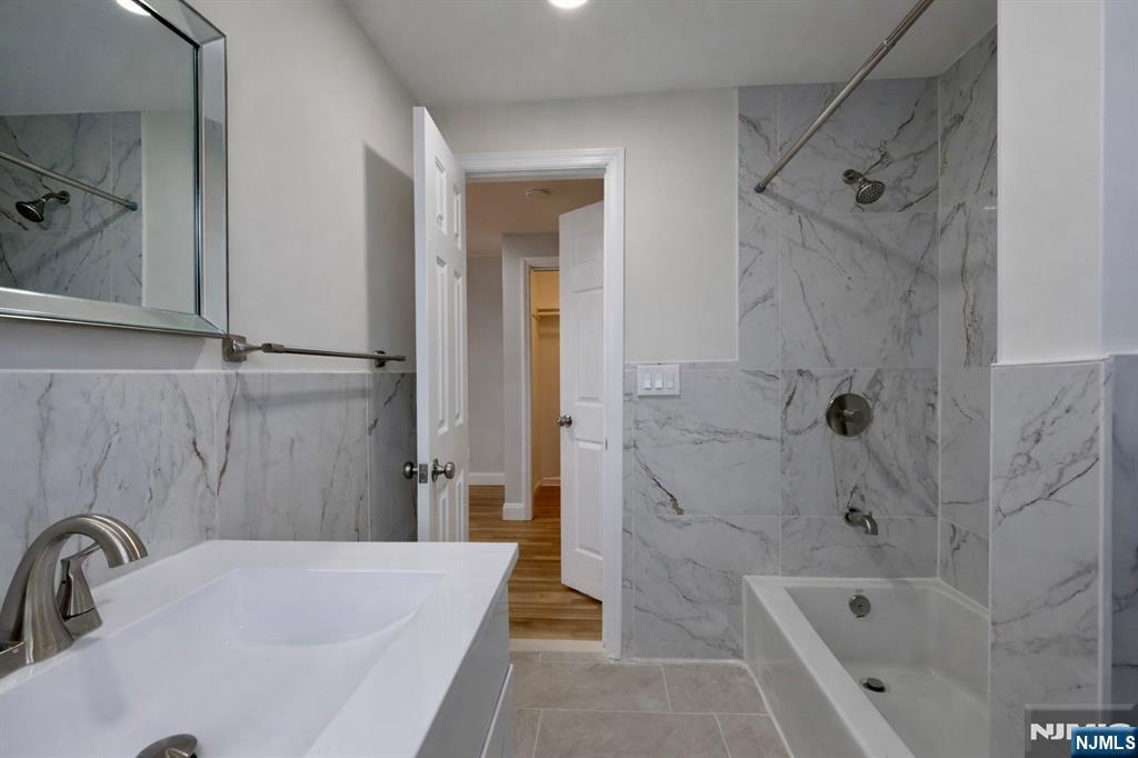 86 Howland Avenue Teaneck, NJ 07666 - Photo 31 of 50