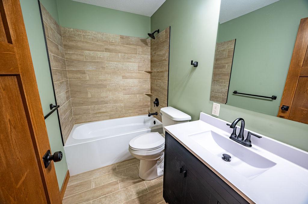 W8236 County Rd KK Ellsworth, WI 54011 - Photo 16 of 37