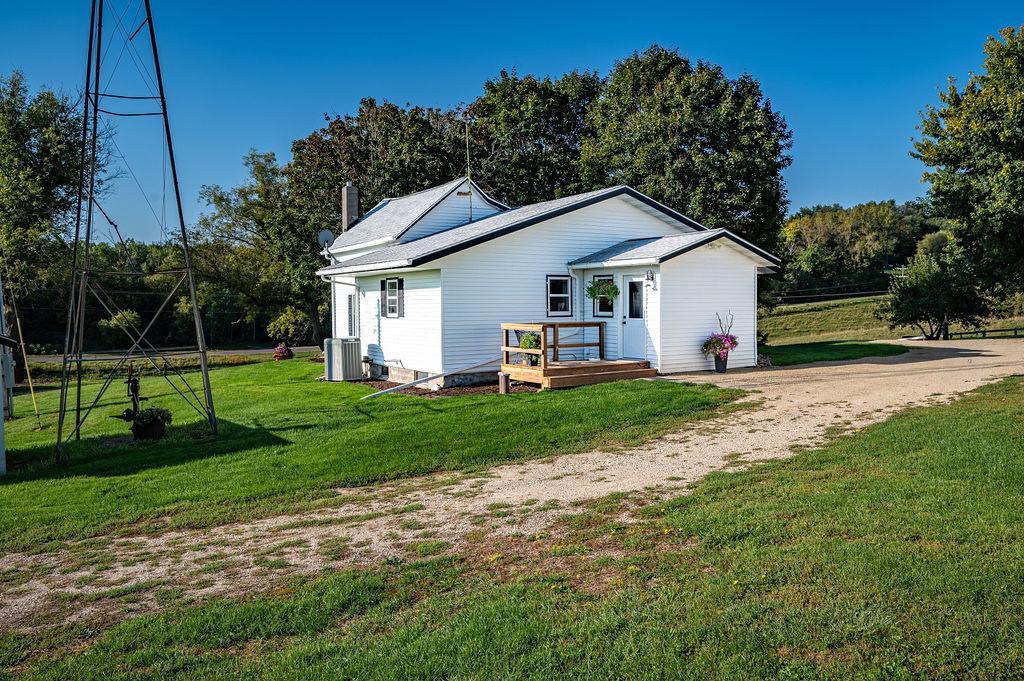 W8236 County Rd KK Ellsworth, WI 54011 - Photo 8 of 37