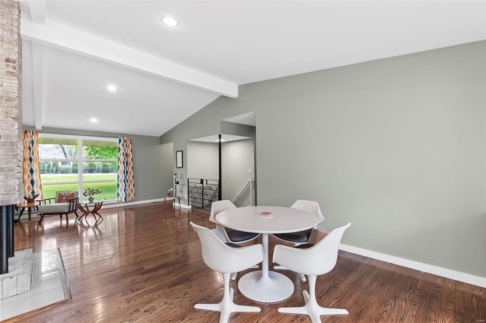 423 North Mason Road St. Louis, MO 63141 - Photo 13 of 42 Gallery Image 13