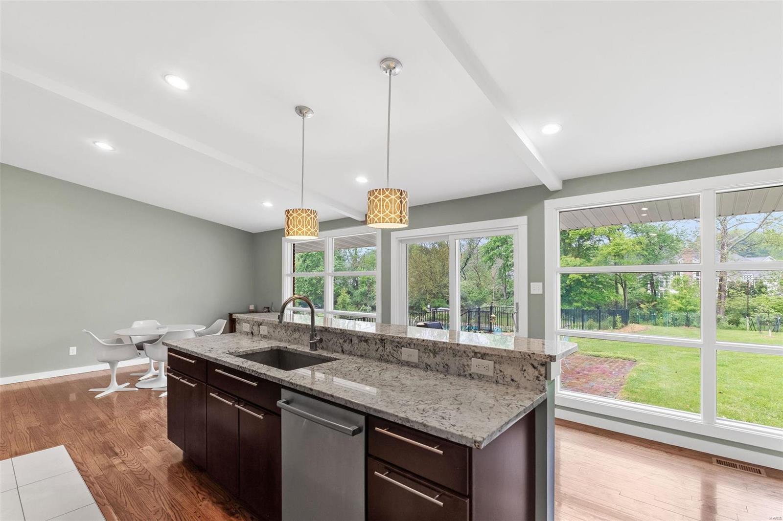 423 North Mason Road St. Louis, MO 63141 - Photo 17 of 42 Gallery Image 17