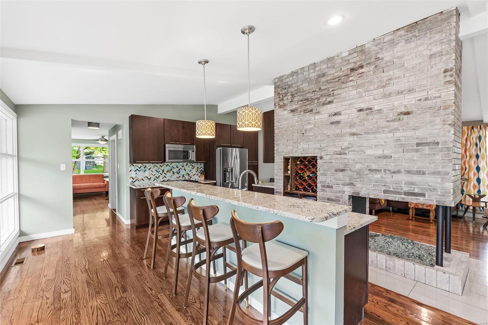 423 North Mason Road St. Louis, MO 63141 - Photo 4 of 42 Gallery Image 4