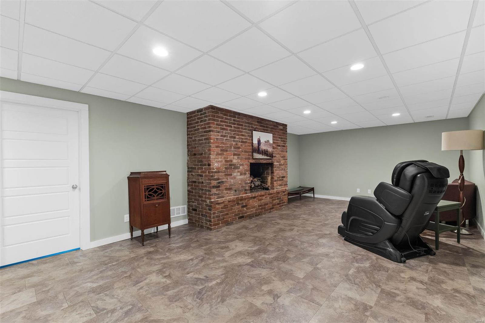423 North Mason Road St. Louis, MO 63141 - Photo 31 of 42 Gallery Image 31