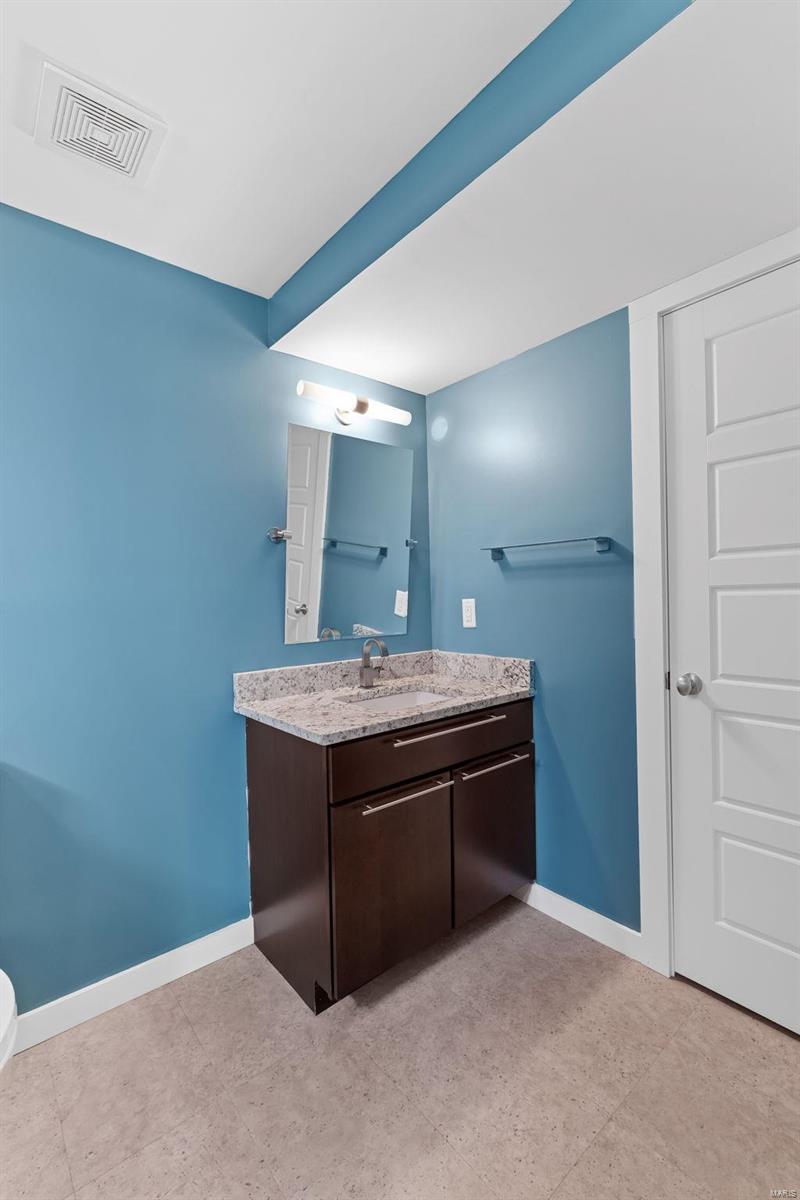423 North Mason Road St. Louis, MO 63141 - Photo 34 of 42 Gallery Image 34