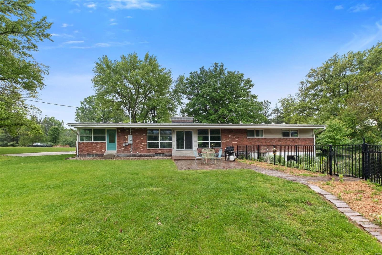 423 North Mason Road St. Louis, MO 63141 - Photo 35 of 42 Gallery Image 35