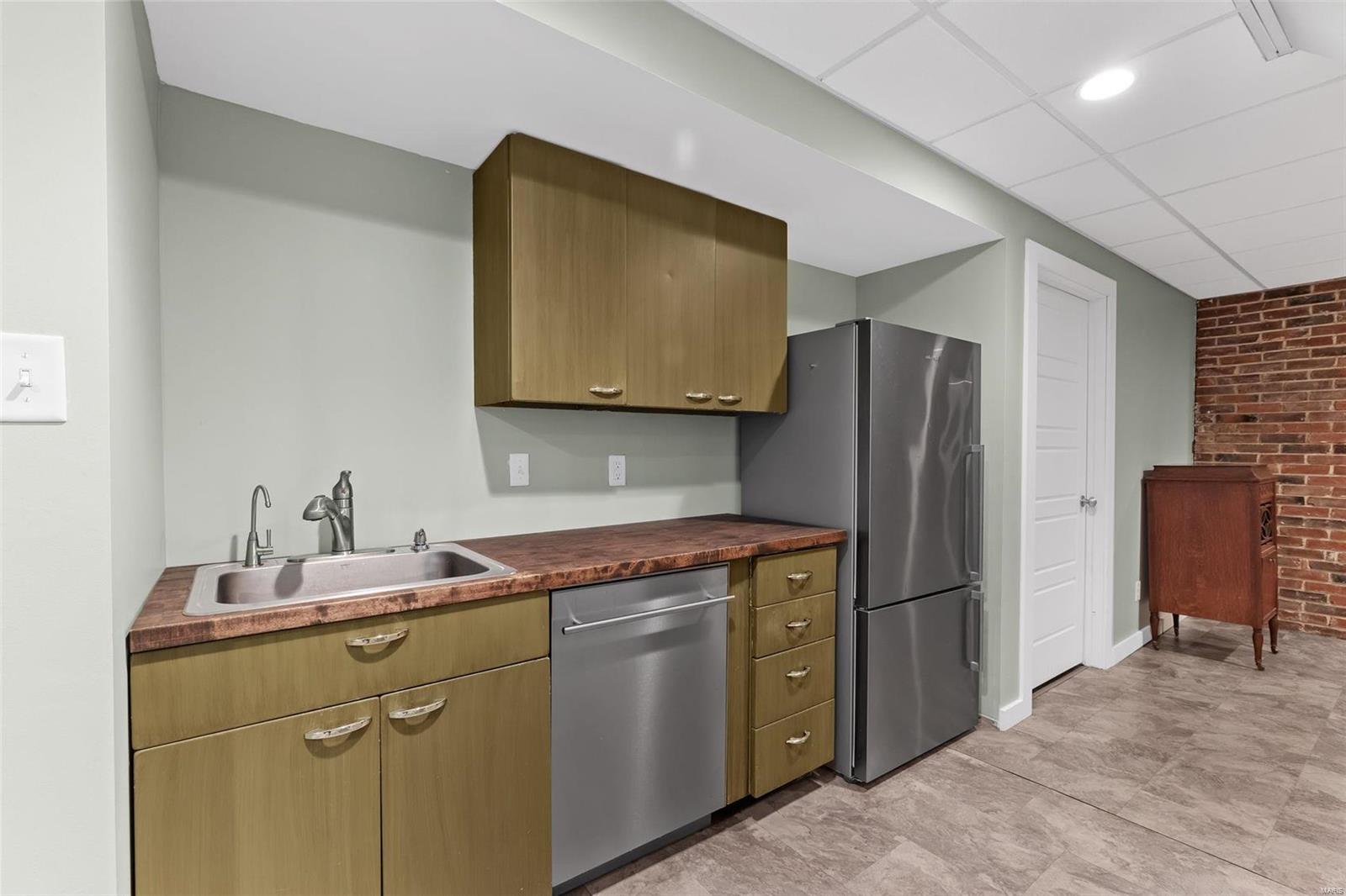 423 North Mason Road St. Louis, MO 63141 - Photo 5 of 42 Gallery Image 5