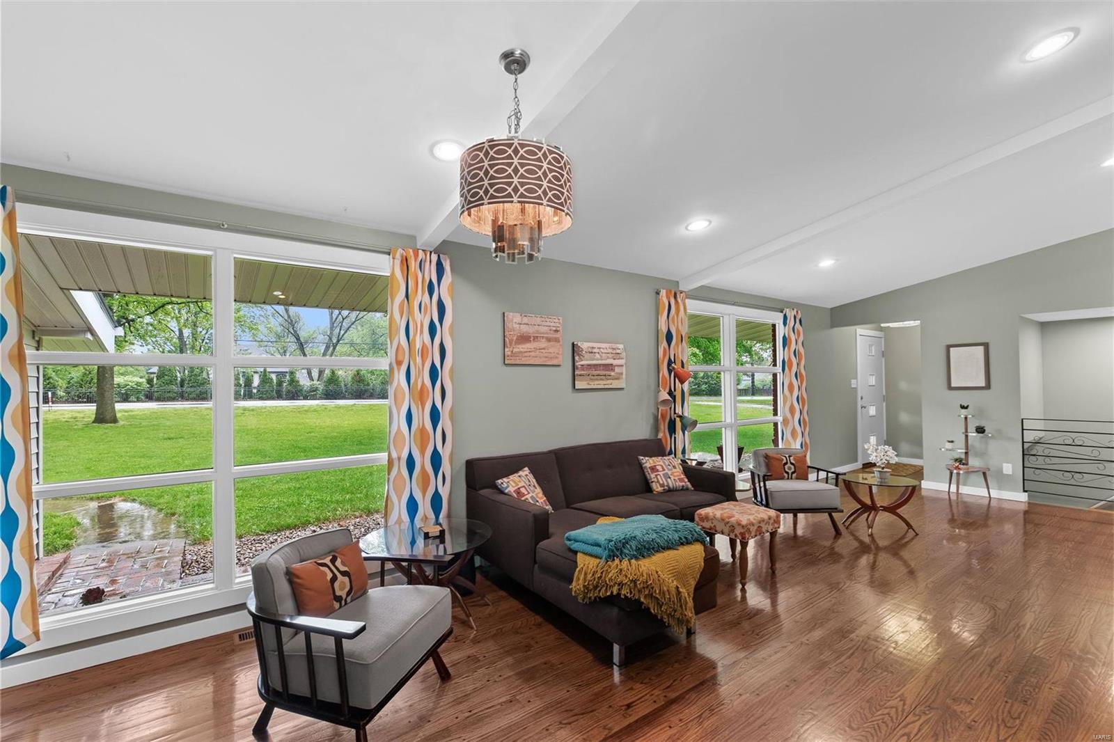 423 North Mason Road St. Louis, MO 63141 - Photo 8 of 42 Gallery Image 8