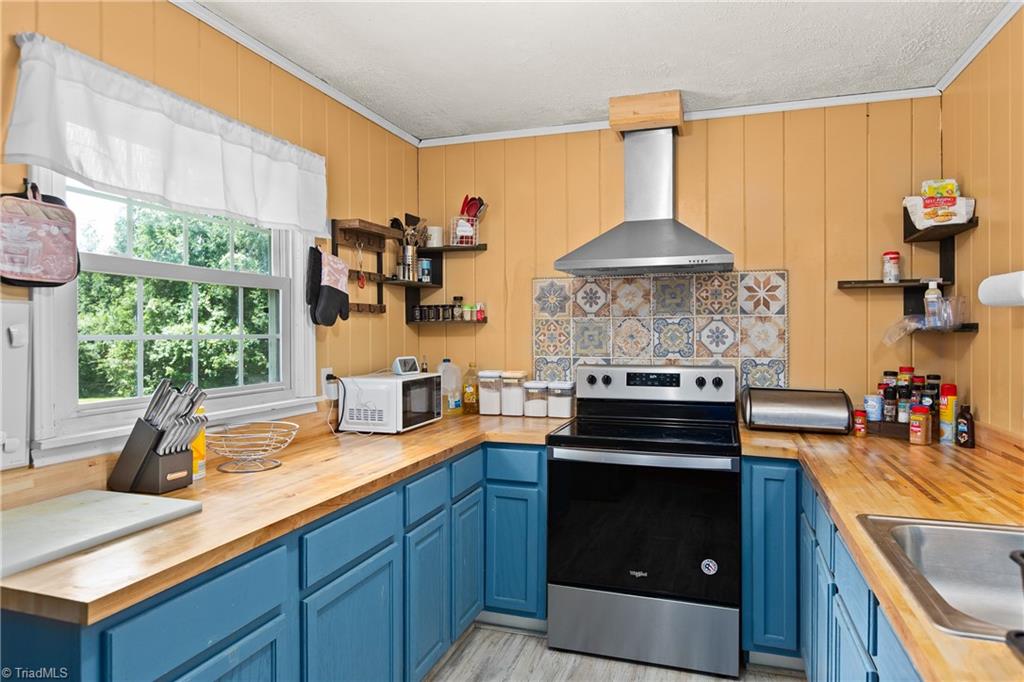 4994 Hampton Road Clemmons, NC 27012 - Photo 10 of 28 Gallery Image 10